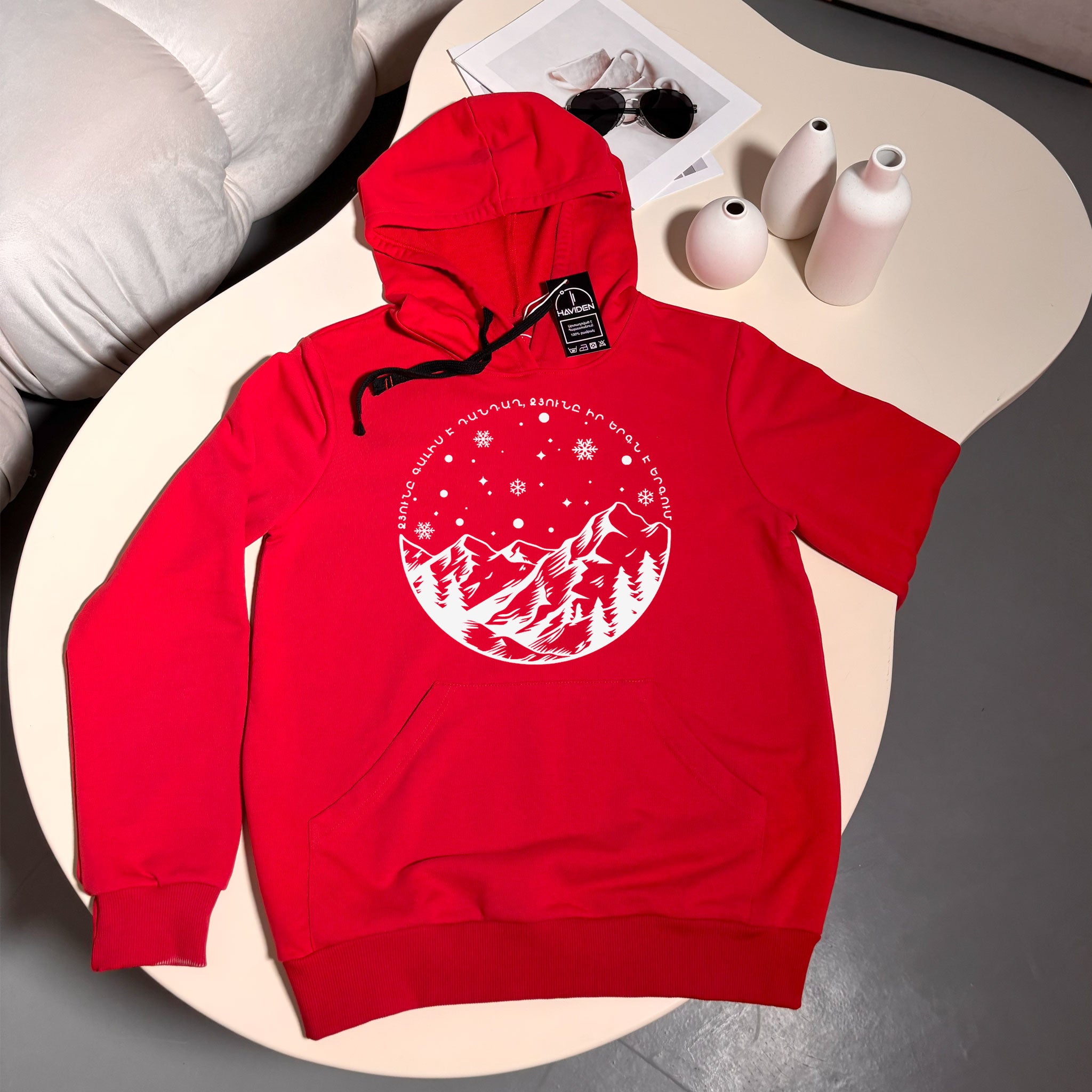 The snow is falling slowly, Hoodie